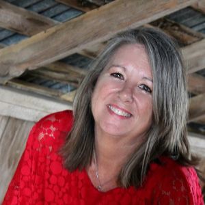 Meet your Posher, Debra